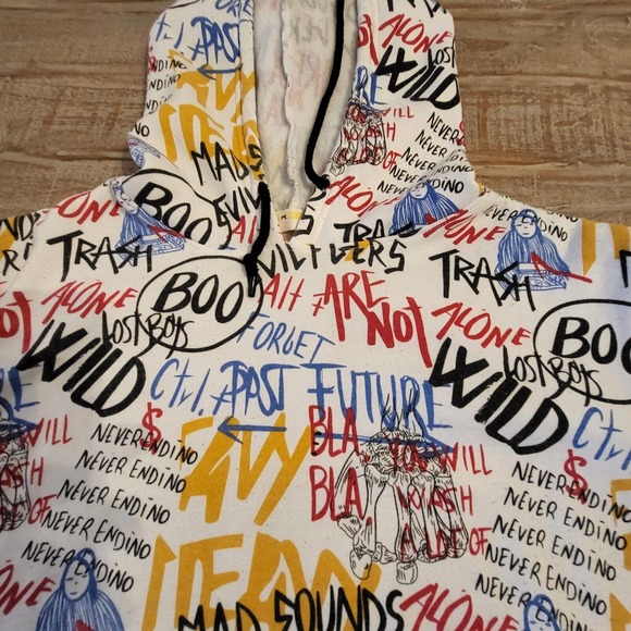 Roma Concept By Rosee Womens Cropped Hoodie Size L All Over Graffiti Print - Picture 4 of 7